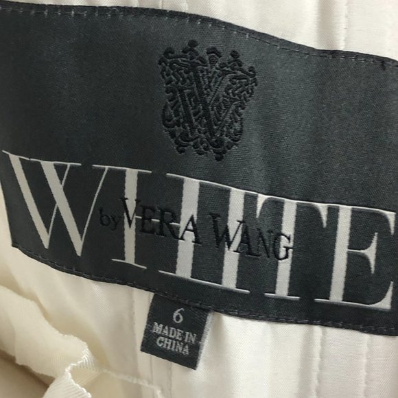 White by Vera Wang Strapless Ivory Fit&Flare Wedding Gown &Cathedral Length Veil - Picture 12 of 13